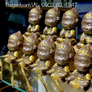 tượng tề thiên bể cá